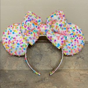 Minnie Mouse Ears